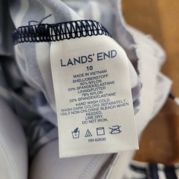 Lands End 10 Blue White Stripe Tankini‎ Swim Top Padded Bra Modest - Picture 3 of 5